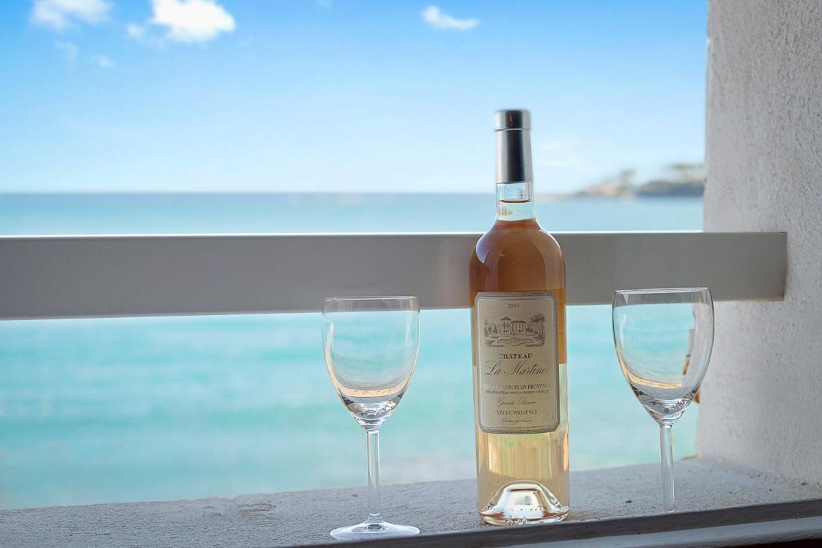 The Sea Apartment 2 - Sea View On The Ramparts Of Old Town Antibes Esterno foto