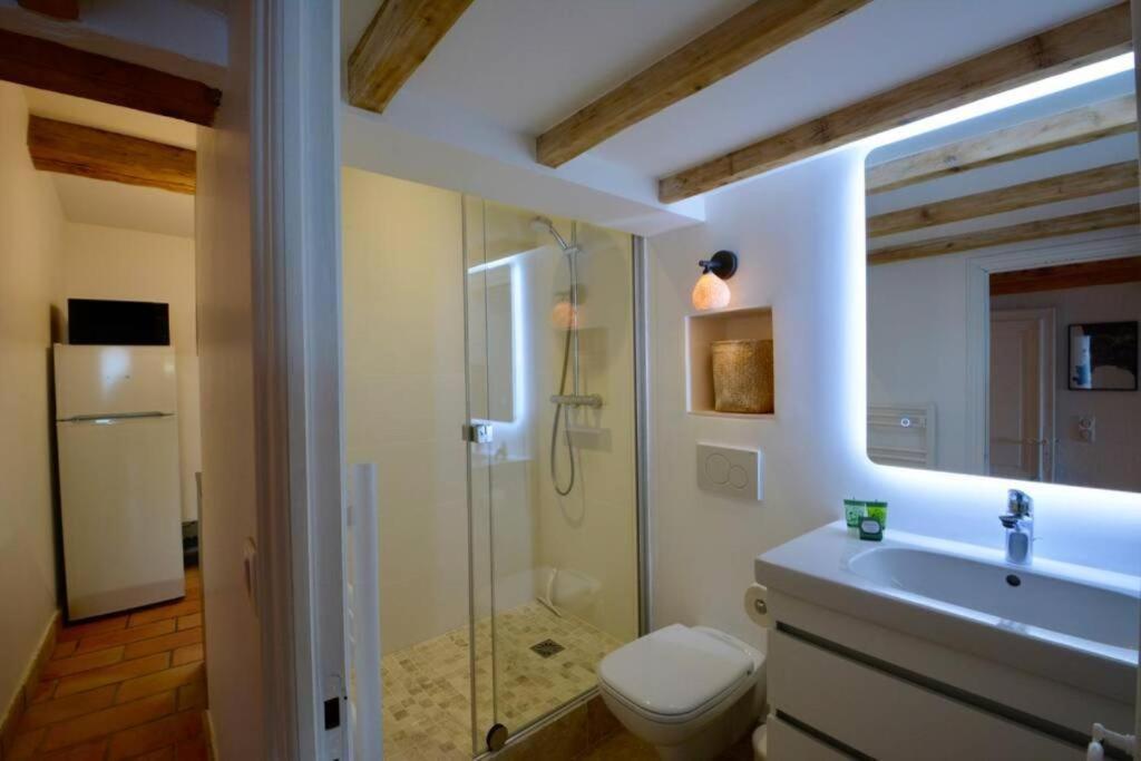 The Sea Apartment 2 - Sea View On The Ramparts Of Old Town Antibes Esterno foto